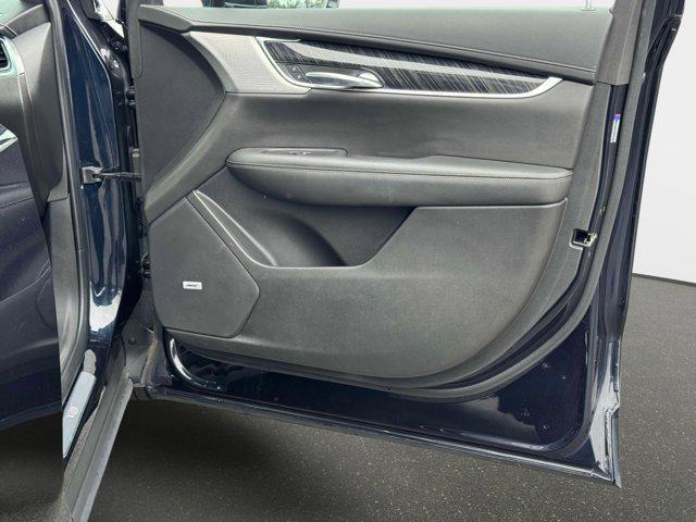 used 2021 Cadillac XT6 car, priced at $35,000