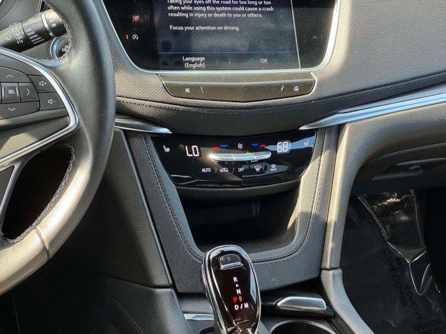 used 2023 Cadillac XT5 car, priced at $28,400