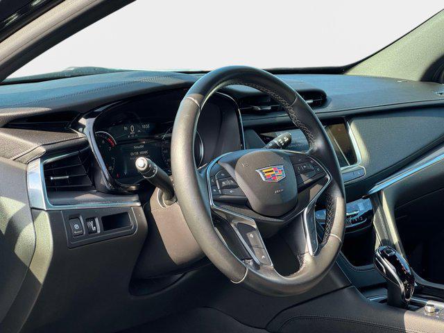 used 2023 Cadillac XT5 car, priced at $28,400