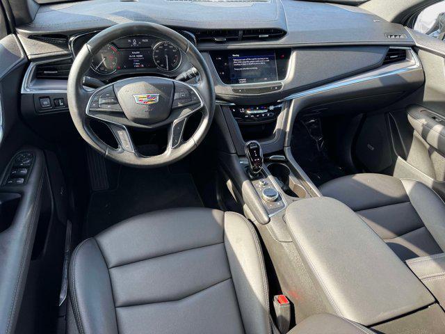 used 2023 Cadillac XT5 car, priced at $28,400