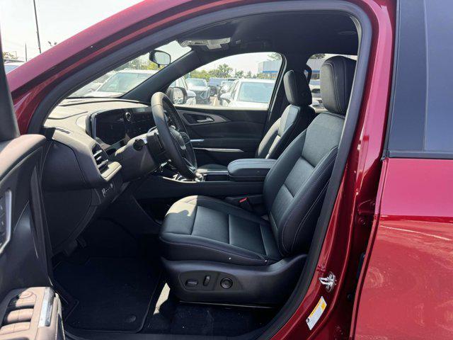 new 2025 Chevrolet Traverse car, priced at $44,036