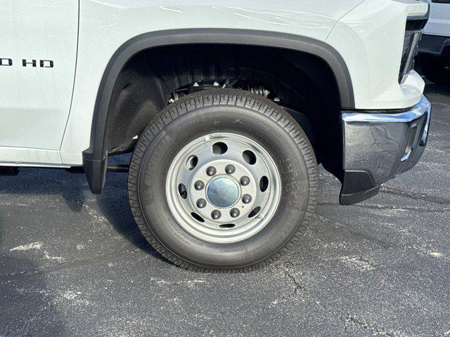 new 2025 Chevrolet Silverado 3500 car, priced at $50,654