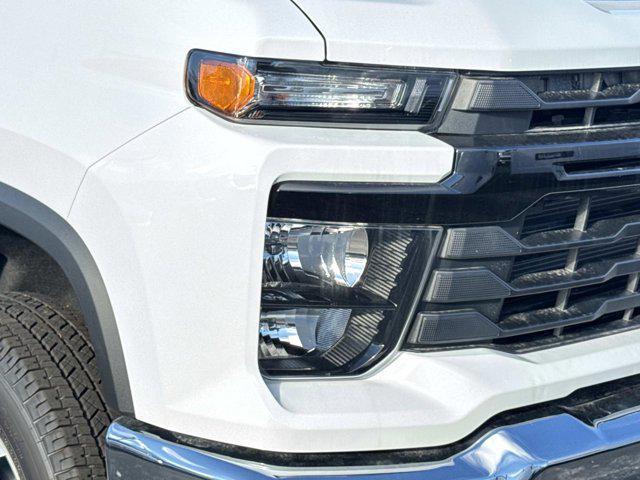 new 2025 Chevrolet Silverado 3500 car, priced at $50,654
