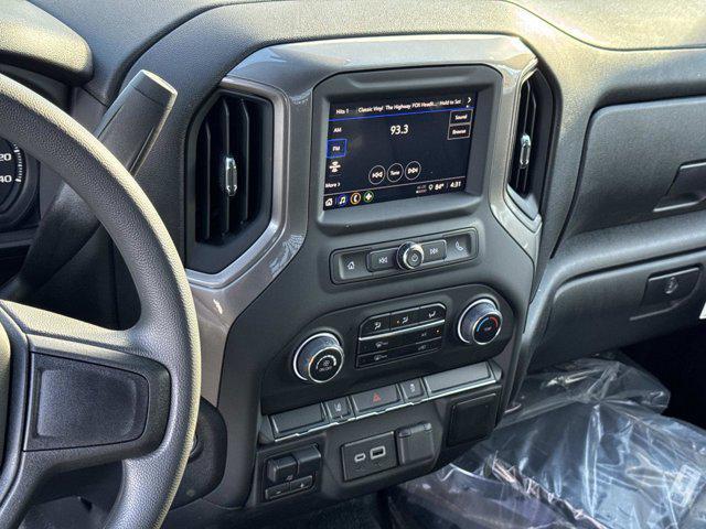 new 2025 Chevrolet Silverado 3500 car, priced at $50,654