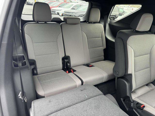 new 2025 Chevrolet Traverse car, priced at $44,816