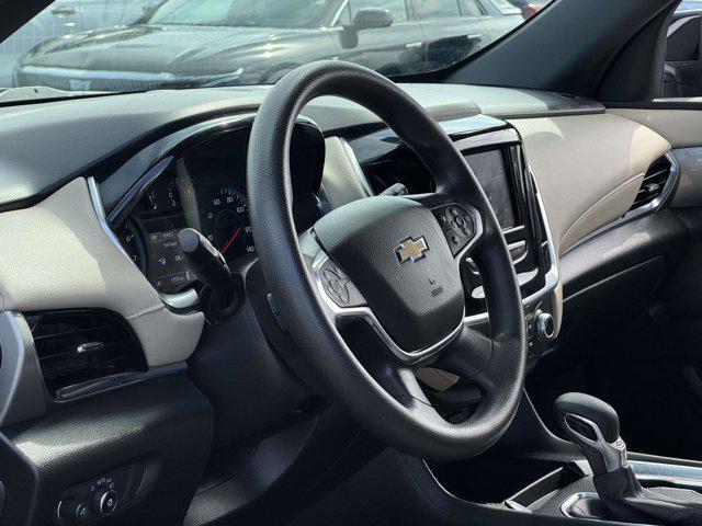 used 2022 Chevrolet Traverse car, priced at $23,500