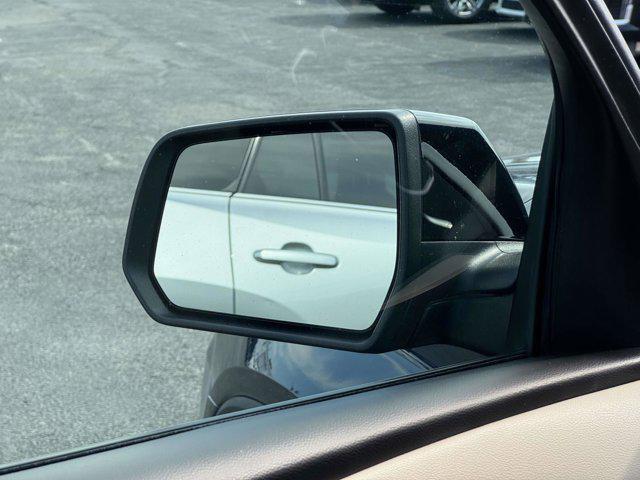 used 2022 Chevrolet Traverse car, priced at $23,500