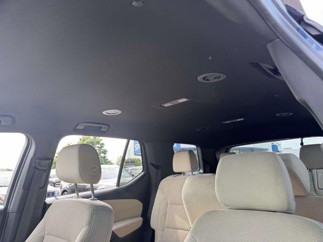 used 2022 Chevrolet Traverse car, priced at $23,500