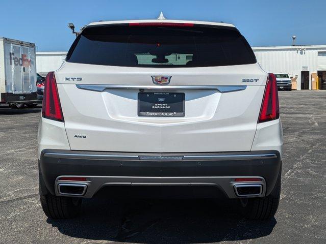 new 2024 Cadillac XT5 car, priced at $51,605