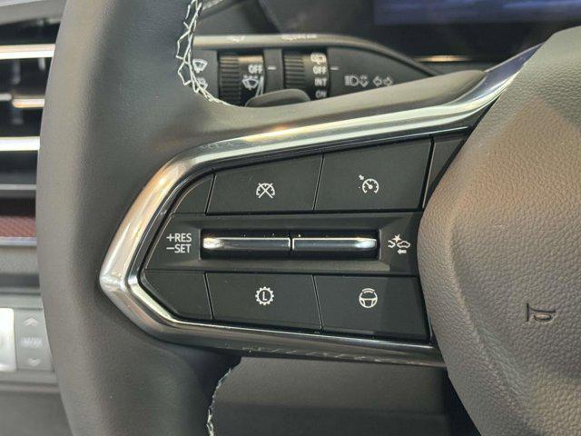 new 2025 Chevrolet Traverse car, priced at $51,035