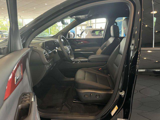 new 2025 Chevrolet Traverse car, priced at $51,035