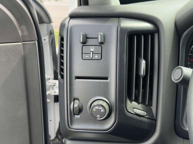 new 2024 Chevrolet Silverado 1500 car, priced at $52,707