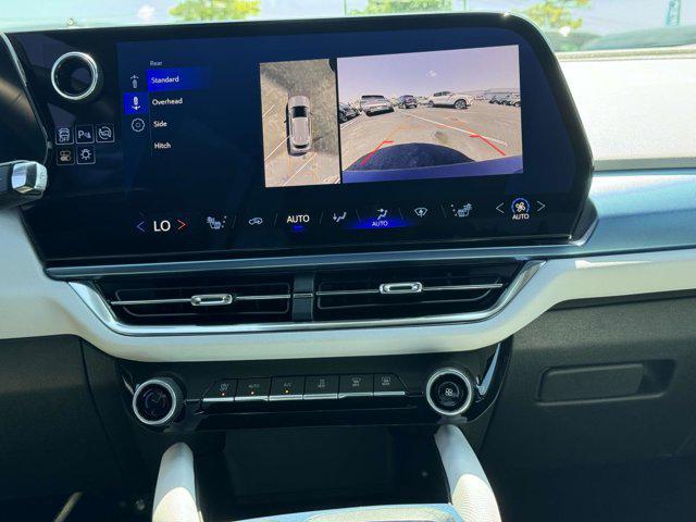 new 2025 Chevrolet Equinox EV car, priced at $39,228