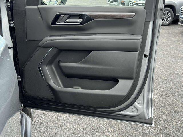 new 2025 Chevrolet Tahoe car, priced at $64,697