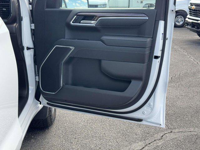 new 2025 Chevrolet Silverado 1500 car, priced at $49,336