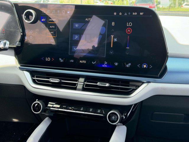 new 2025 Chevrolet Equinox EV car, priced at $39,228
