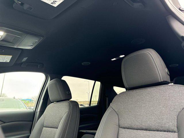 new 2025 Chevrolet Traverse car, priced at $41,973
