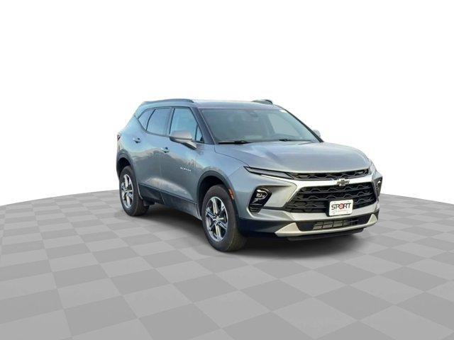 new 2024 Chevrolet Blazer car, priced at $31,831