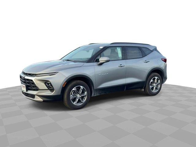 new 2024 Chevrolet Blazer car, priced at $31,831