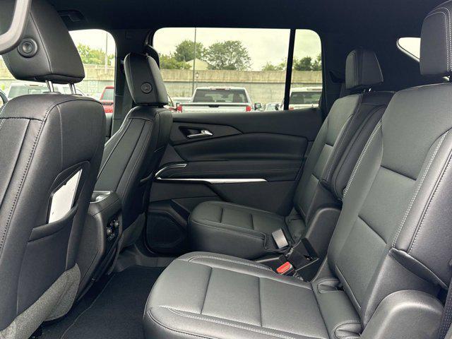 new 2026 Chevrolet Traverse car, priced at $44,655
