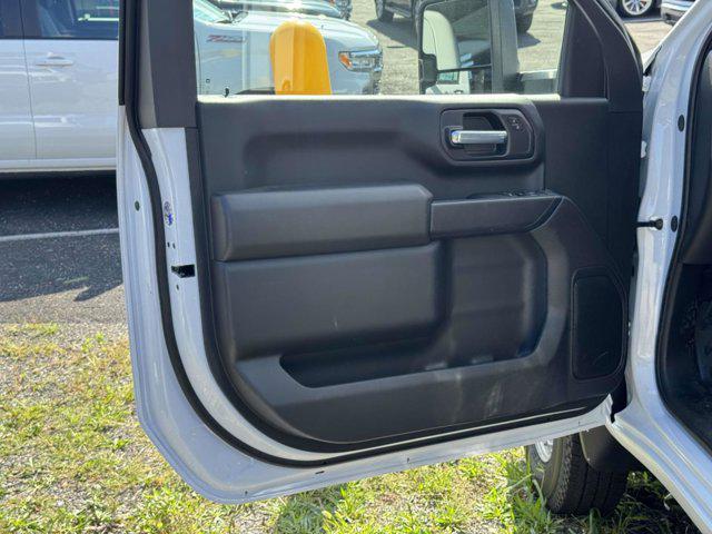 new 2025 Chevrolet Silverado 3500 car, priced at $50,654