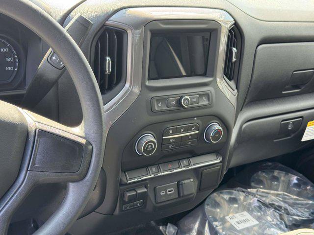 new 2025 Chevrolet Silverado 3500 car, priced at $50,654