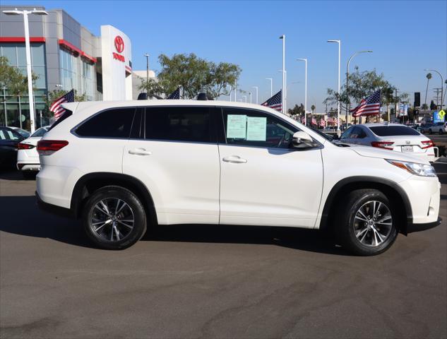 used 2018 Toyota Highlander car, priced at $20,995