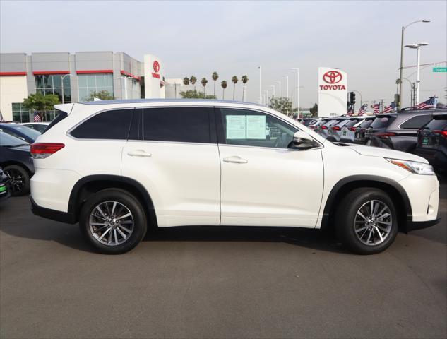 used 2017 Toyota Highlander car, priced at $20,395