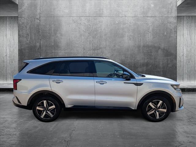 used 2022 Kia Sorento car, priced at $26,150