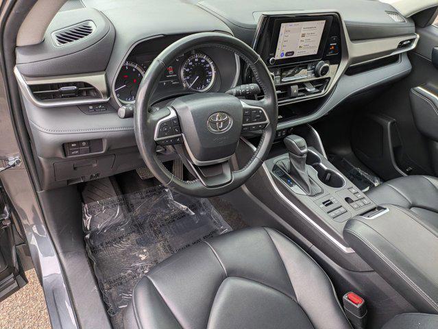 used 2023 Toyota Highlander car, priced at $36,700