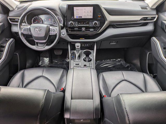 used 2023 Toyota Highlander car, priced at $36,700