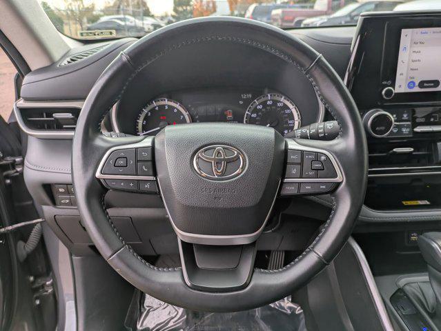 used 2023 Toyota Highlander car, priced at $36,700