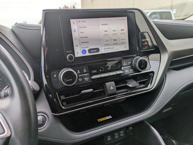used 2023 Toyota Highlander car, priced at $36,700