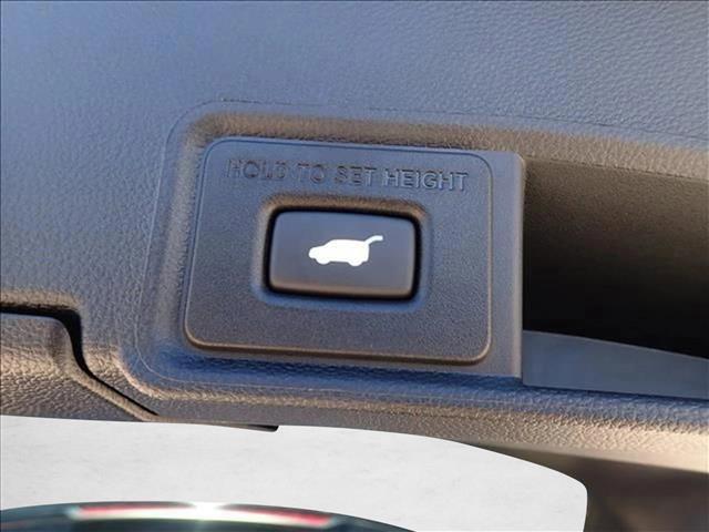 used 2024 Acura RDX car, priced at $43,999