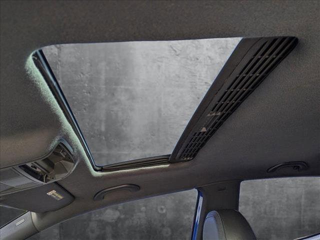 used 2008 Volkswagen R32 car, priced at $10,703