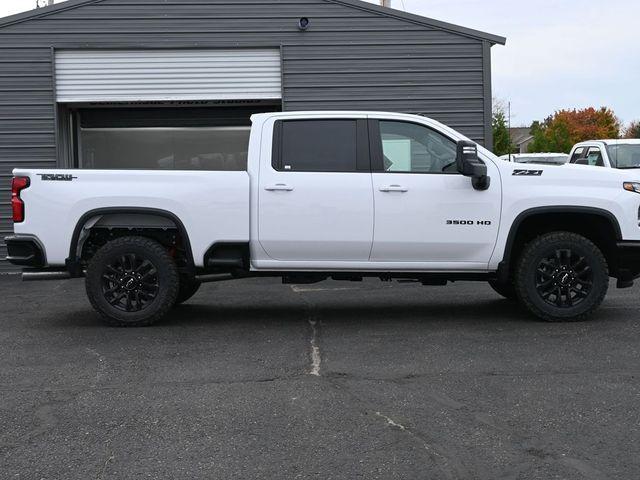 new 2025 Chevrolet Silverado 3500 car, priced at $73,328