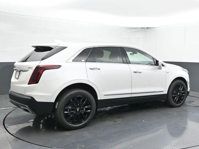 new 2025 Cadillac XT5 car, priced at $62,010