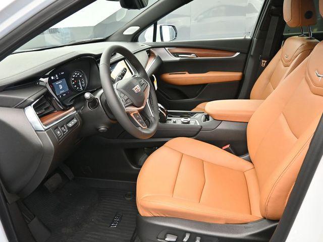 new 2025 Cadillac XT5 car, priced at $62,010