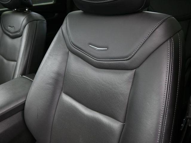 used 2022 Cadillac XT5 car, priced at $28,242