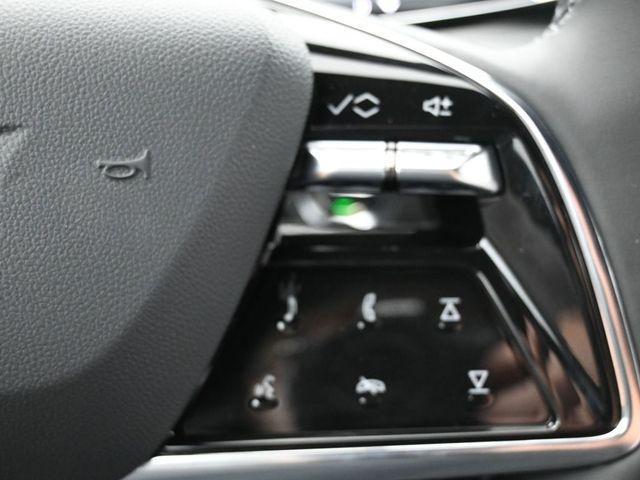 new 2025 Cadillac LYRIQ car, priced at $64,615