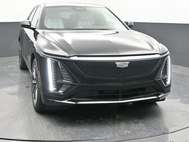 new 2025 Cadillac LYRIQ car, priced at $64,615