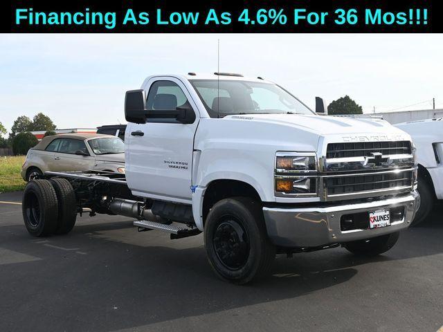 new 2024 Chevrolet Silverado 1500 car, priced at $65,733