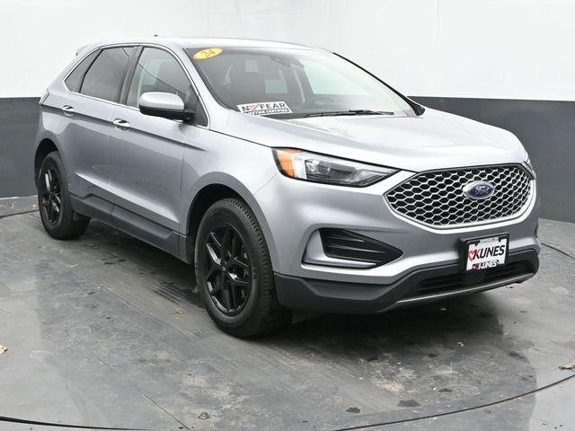 used 2024 Ford Edge car, priced at $25,904