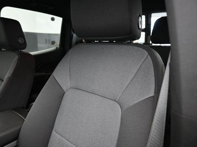 new 2025 Chevrolet Colorado car, priced at $33,112