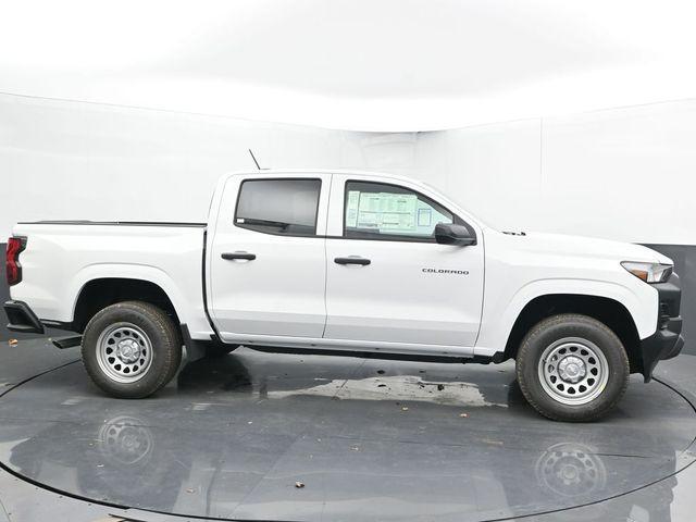 new 2025 Chevrolet Colorado car, priced at $33,112