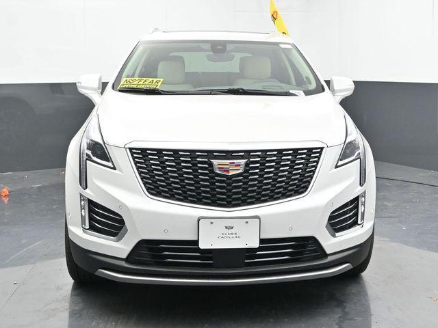 new 2025 Cadillac XT5 car, priced at $58,585
