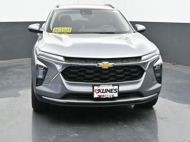 new 2025 Chevrolet Trax car, priced at $22,354