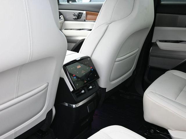 new 2026 Cadillac VISTIQ car, priced at $82,320