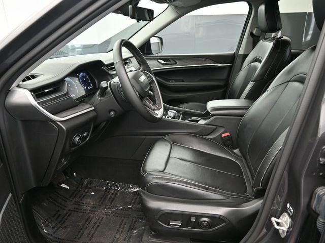 used 2023 Jeep Grand Cherokee car, priced at $32,930