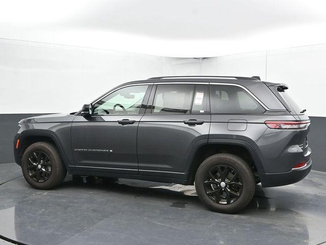 used 2023 Jeep Grand Cherokee car, priced at $32,930